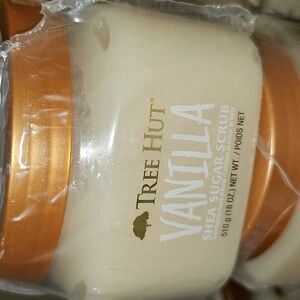 TREE HUT VANILLA Shea Sugar Scrub 18 oz | Exfoliating Body Care NWT